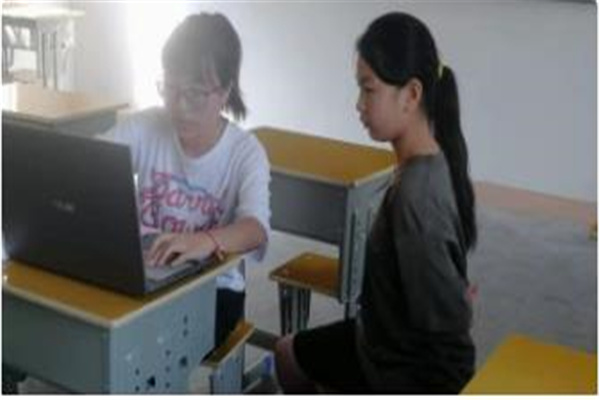 早恋少女青少年叛逆教育学校180天的转变