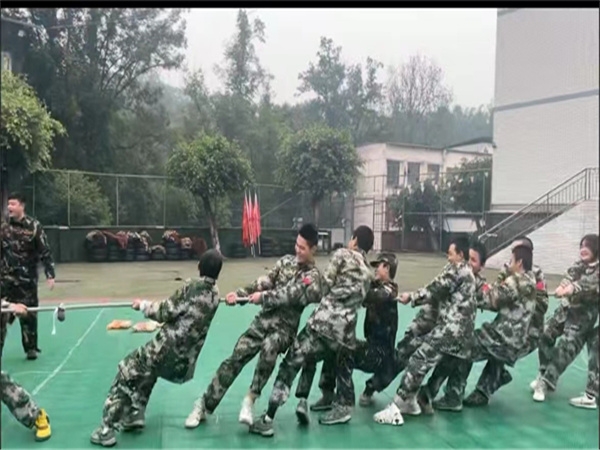 拔河比赛